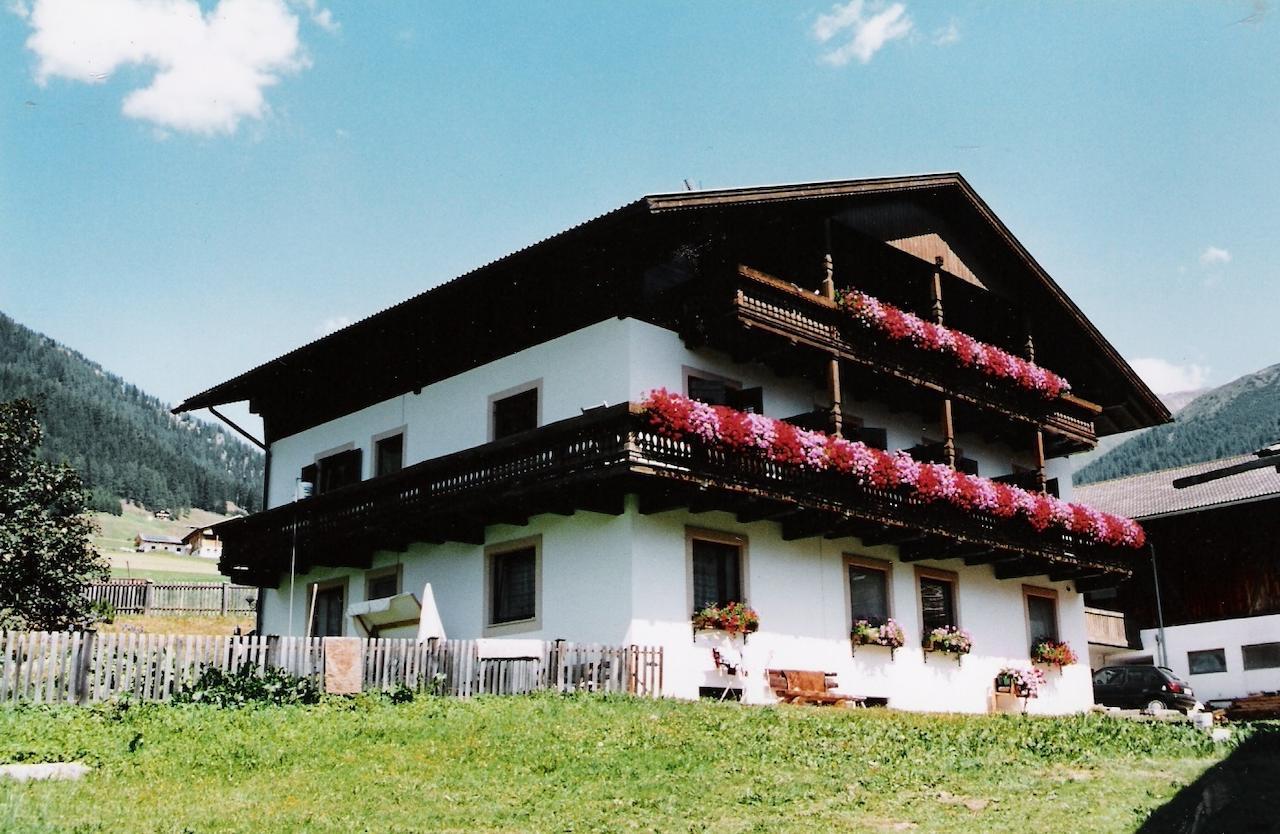 Pension Rainhof Santa Maddalena in Casies Exteriör bild